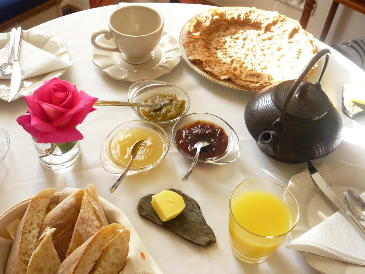 Jardin Des Simples Hotel Mont-Dol Екстериор снимка
